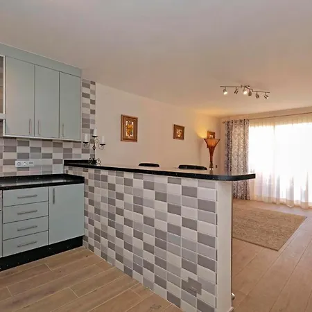 Appartement First Line Luxury Parque Tropical Dracaena Los Cristianos (Tenerife)