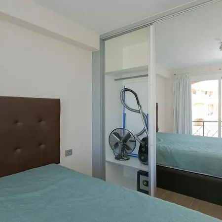 First Line Luxury Parque Tropical Dracaena Appartement