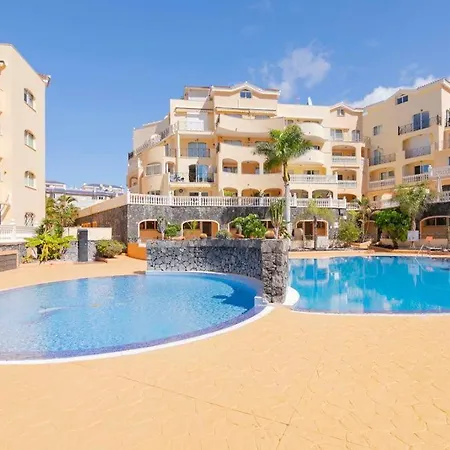 First Line Luxury Parque Tropical Dracaena Appartement